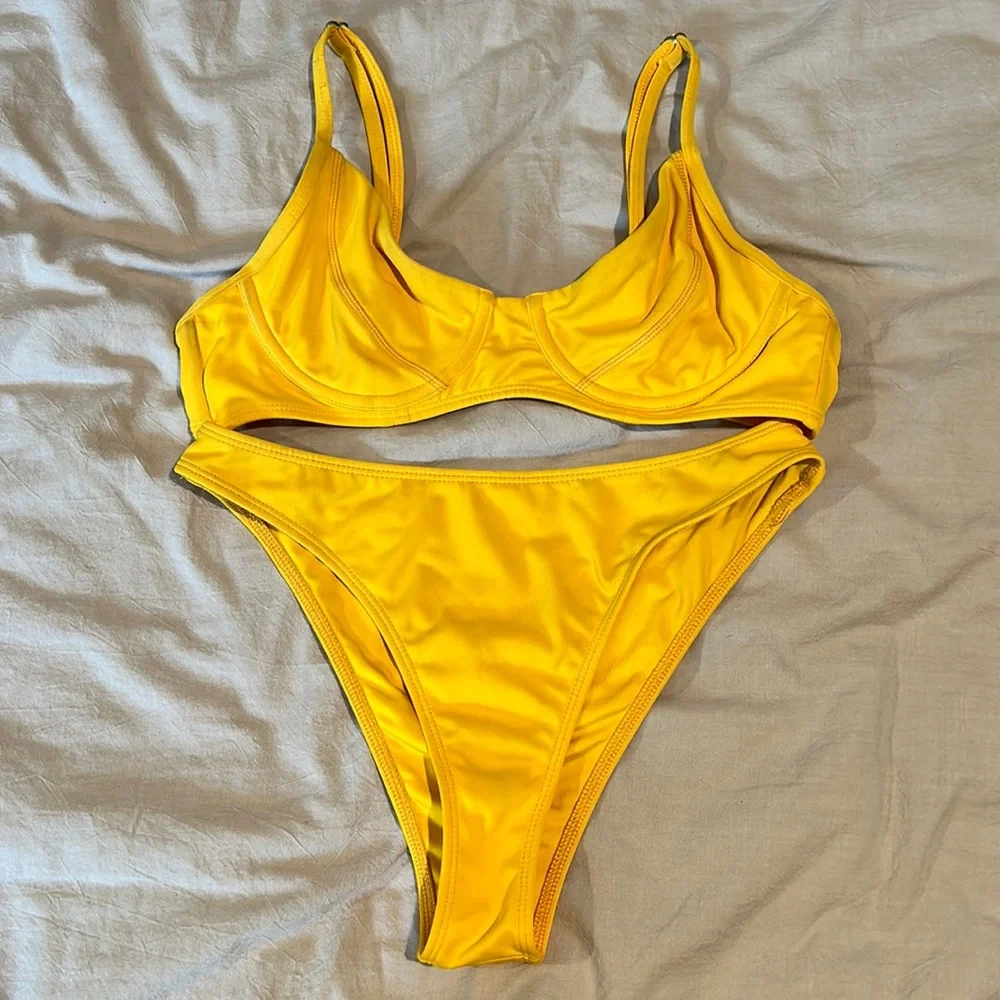 Kittenish yellow bikini both size small - Picture 1 of 4